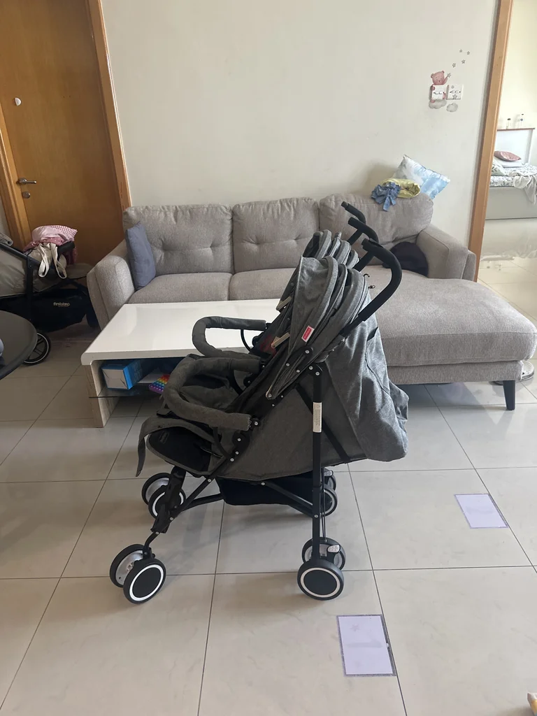 Double the Fun: Stylish Twin Stroller for Sale!62863825026819111