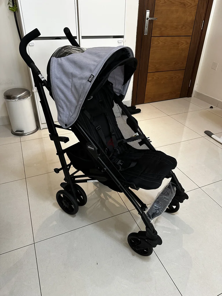 Chicco Liteway 2025 عربة مظلية - تقريبًا جديدة بالكامل629296589786901112