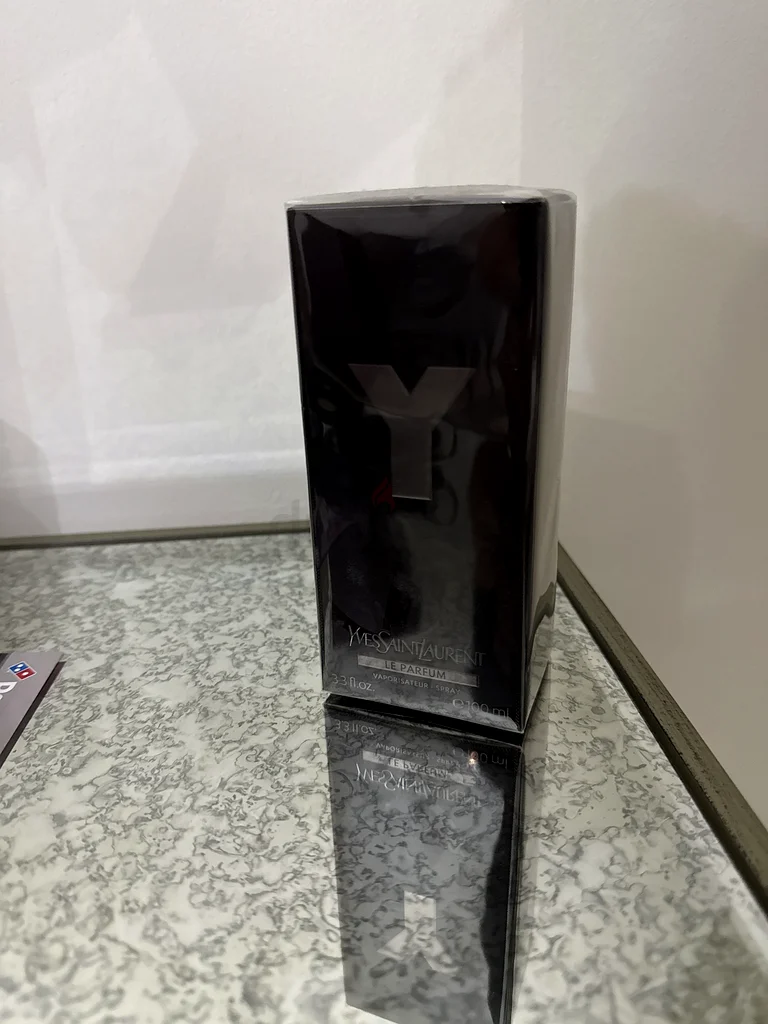 عبوة عطر YSL Y بارفان 100 مل632371156688661124