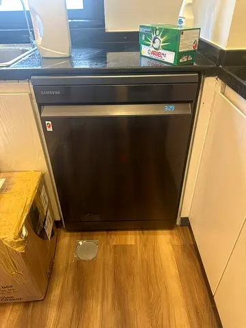 Samsung New Model Dishwasher Matt Black Like New