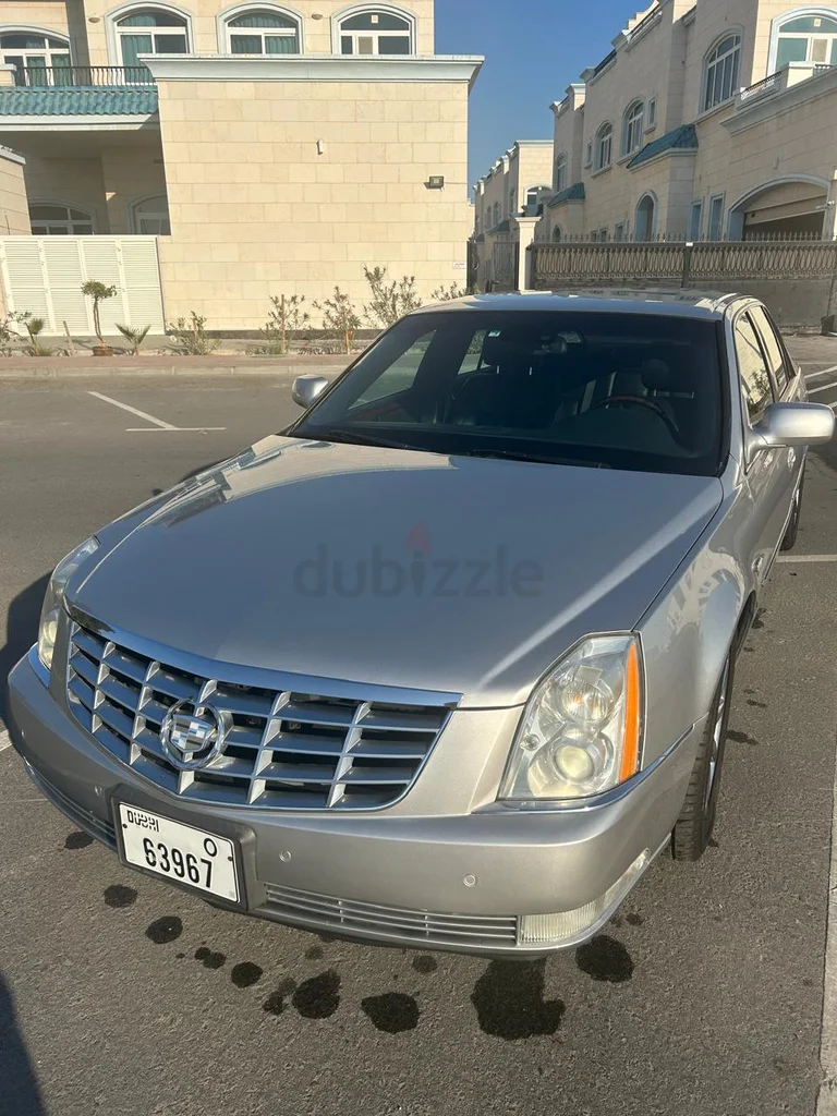Luxury Cadillac DTS62932677266817113