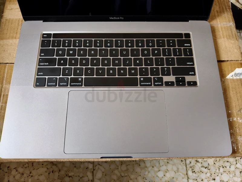 MacBook pro 2019 core i9 2.4 GHz 32GB RAM and 4TB SSD.63254995083778113