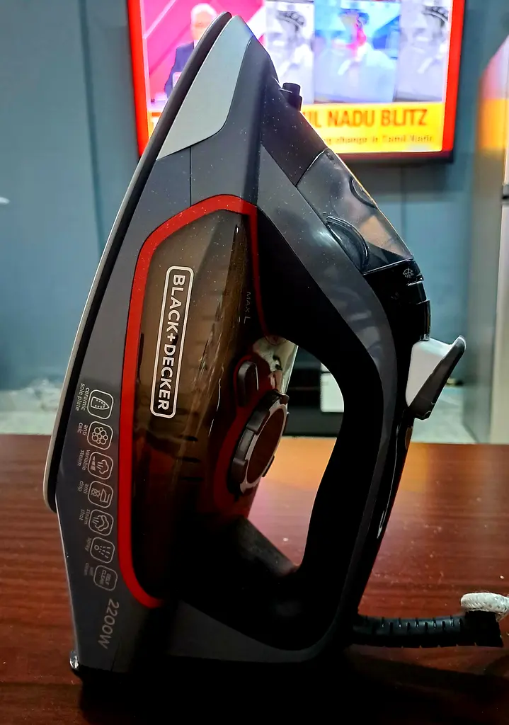 Iron box