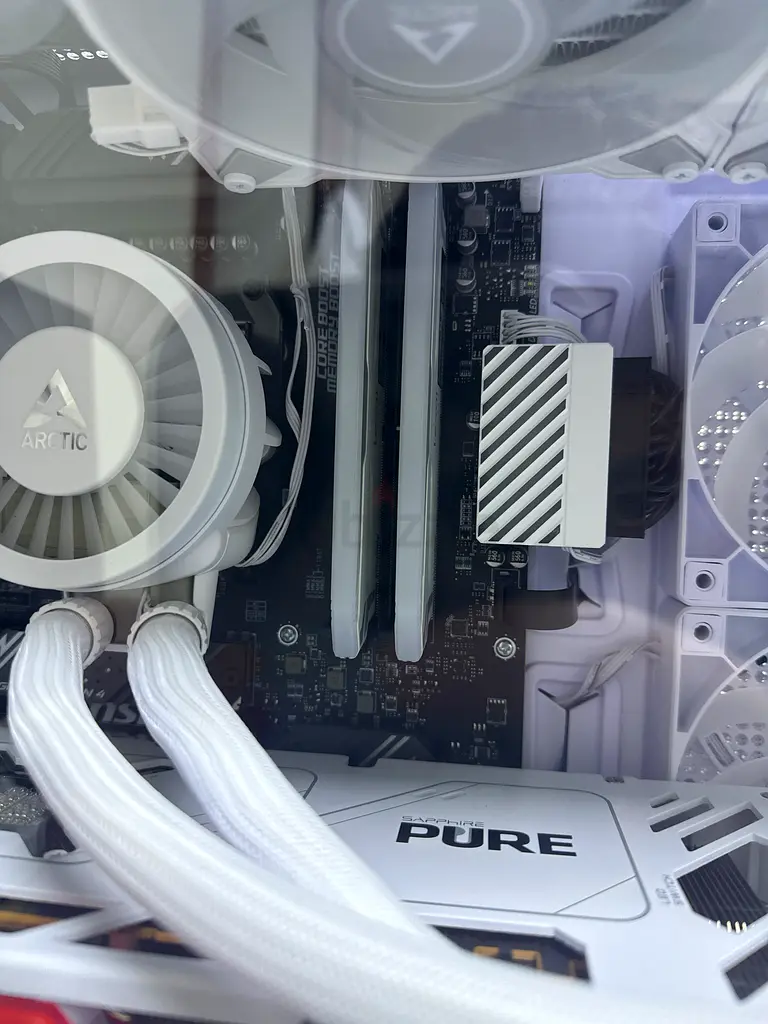 Ryzen 5 7600x and amd rx 770 xt63254998909187116