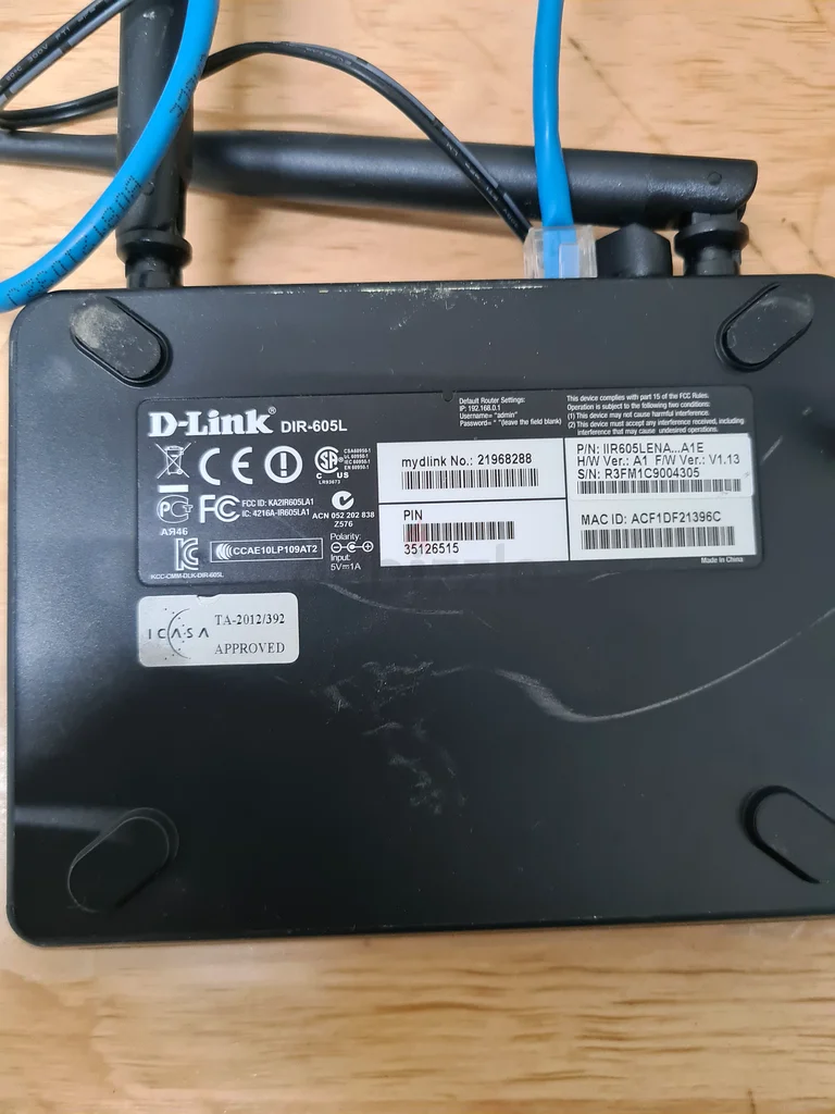 راوتر لاسلكي N 300 منزلي سحابي DIR-605L63256070416771111