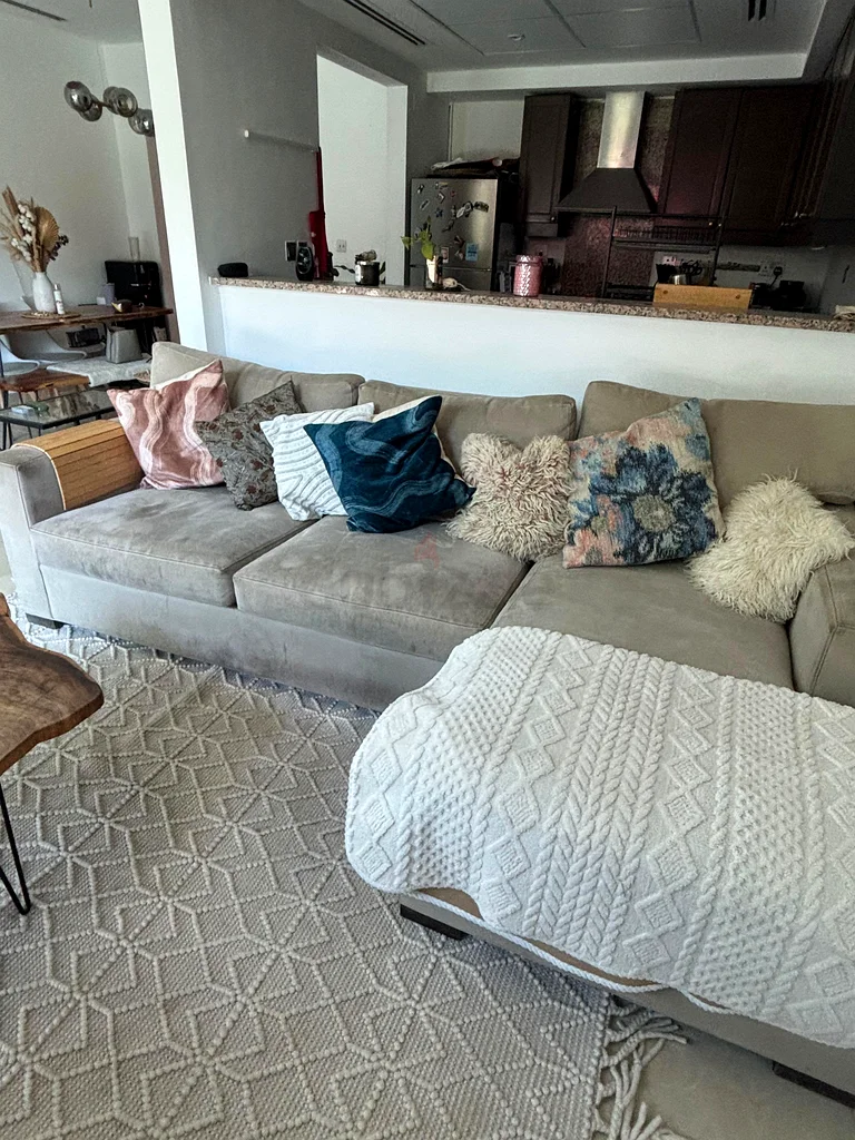Crate  barrel Sofa , Original price 13,000 AED !!62863822190338111
