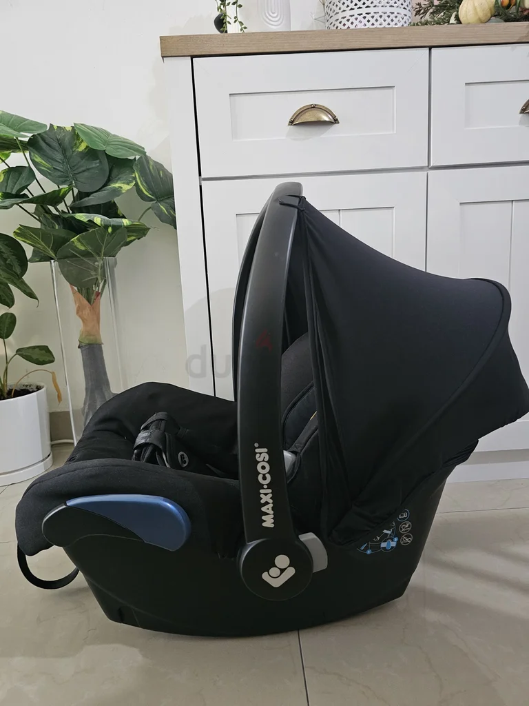 Car seat maxi cosi + Yoyo zen adaptor62864710579331114