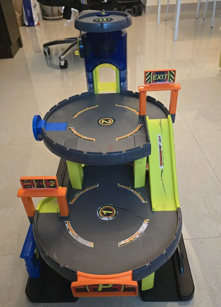 ELC Big CIty Garage For Sale62863821336834113