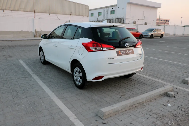 Toyota Yaris SE 2019 Hatchback, accident-free, original paint, agency paint, no accidents63146740842497111
