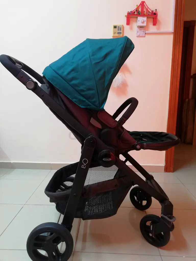 Stylish and Versatile Pram Stroller for Your Little One