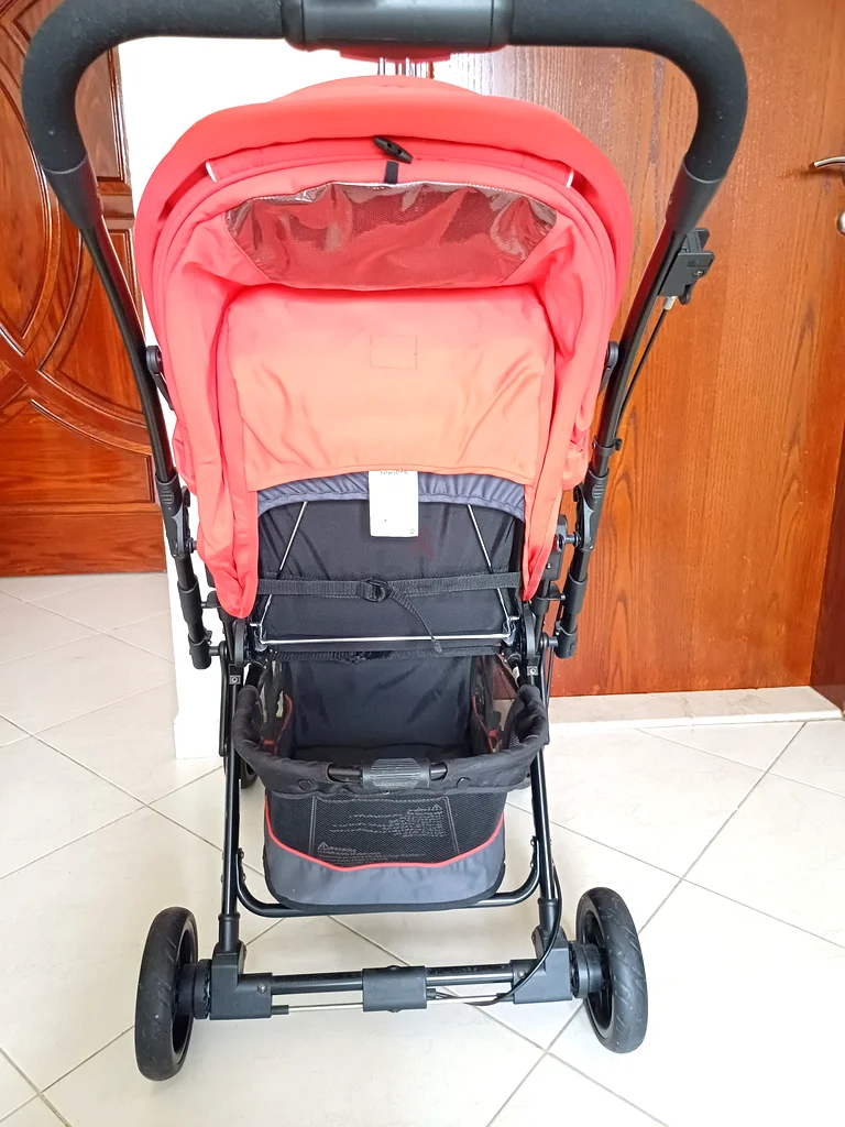 عربة أطفال أنيقة ومريحة للآباء الذين يتنقلون!63207888080771112