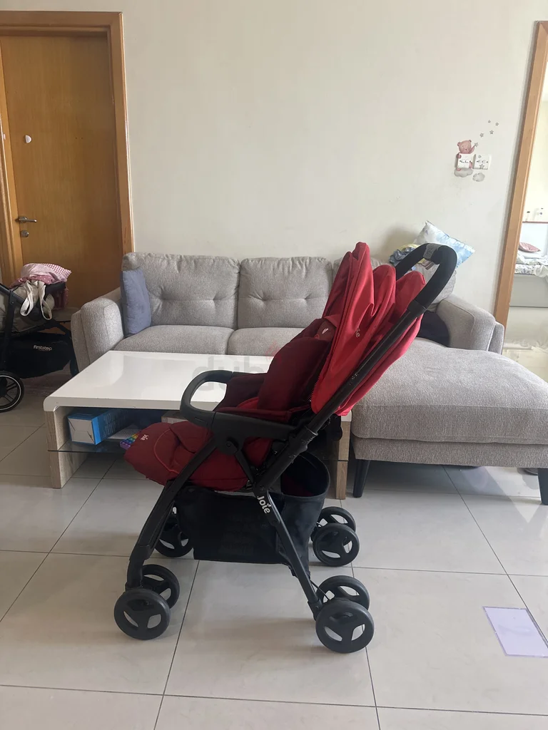 Premium Red Stroller: Comfort  Style for Your Baby62863825000449111