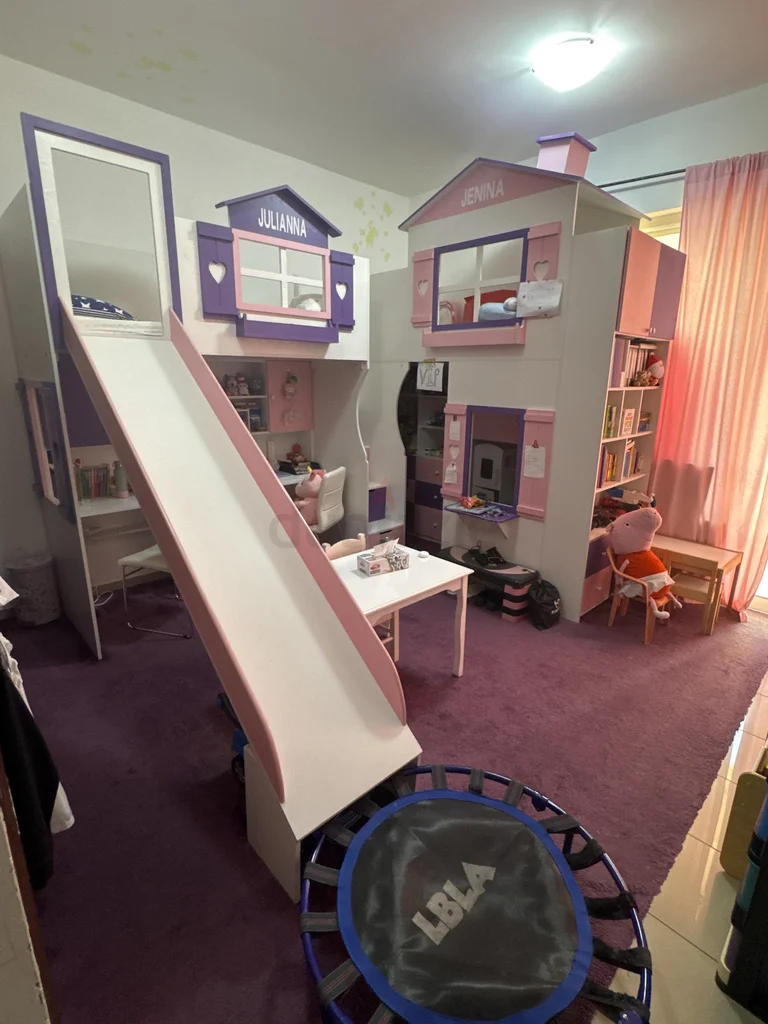 Charming Kids Playhouse with Slide628658084540171111