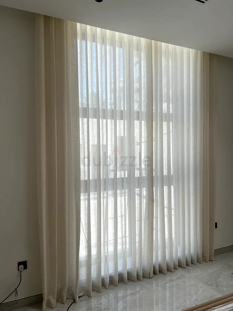 Curtain with Installation