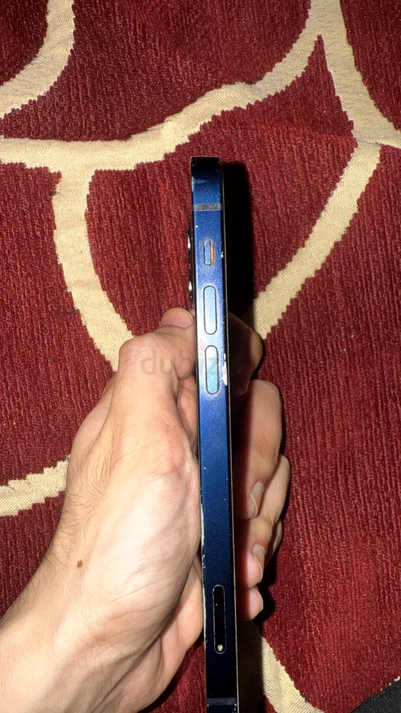 آيفون 12 للبيع63212895109761111