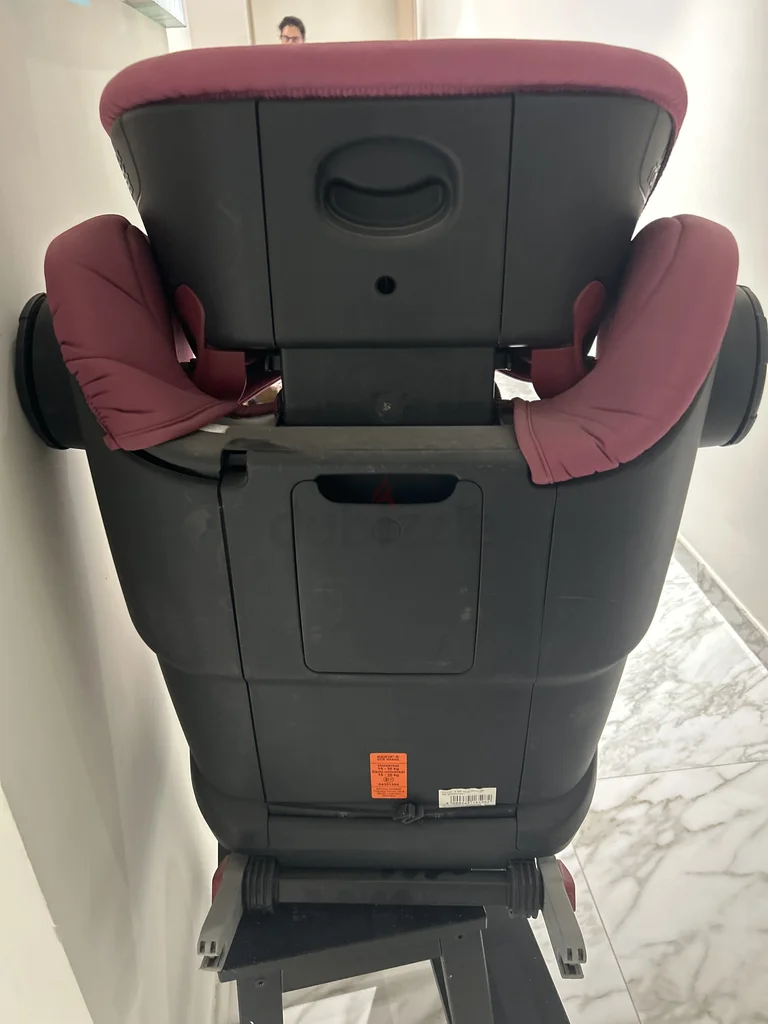 Brilliant Britax Römer Car Seat - Safe and Comfortable for Your Little One!62929660072707113