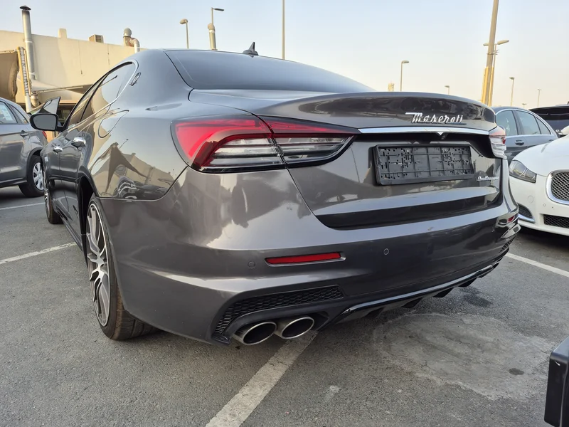 2017 Mesarati quortoporte full options Car from Canada low mileage in excellent condition62932676708738112