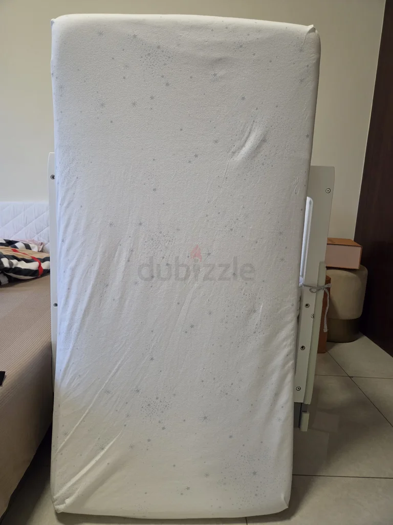 Clevamama foam mattress 120 x 60cm with bedsheets and protector62863824439810111