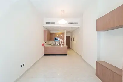 Semi Furnished | Terrace| Near To Circle Mall