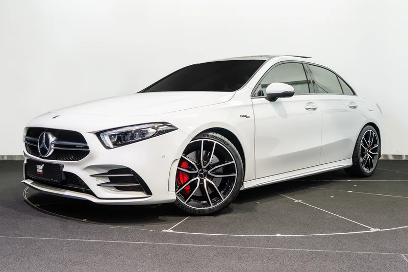 0% Downpayment | AED 2,942 P/M | Gargash Warranty | Service Package Available | Full-Service History62930625314691118