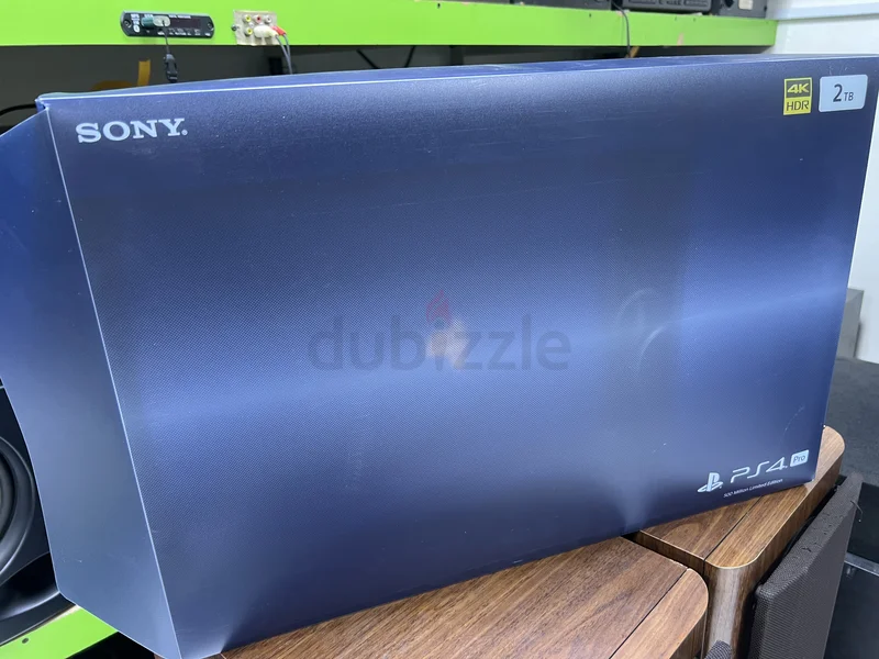 جهاز PlayStation 4 Pro بسعة 500 مليون - 2 تيرابايت في حالة ممتازة!629356761470731117