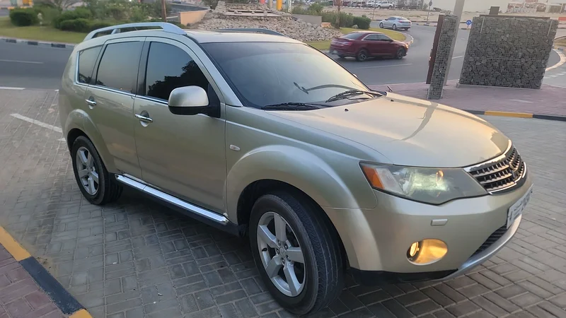 Mitsubishi Outlander 2009, number 1, clean and icy63153227868673112