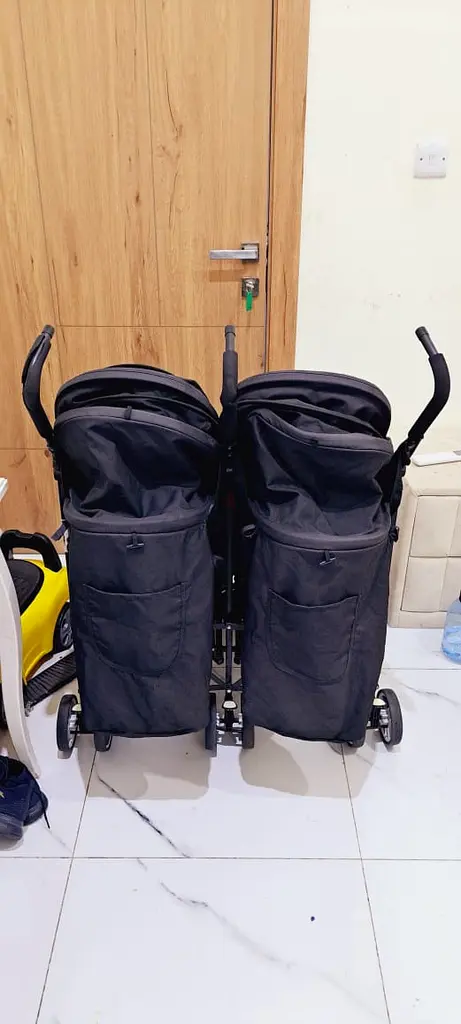 stroller63205358096002112