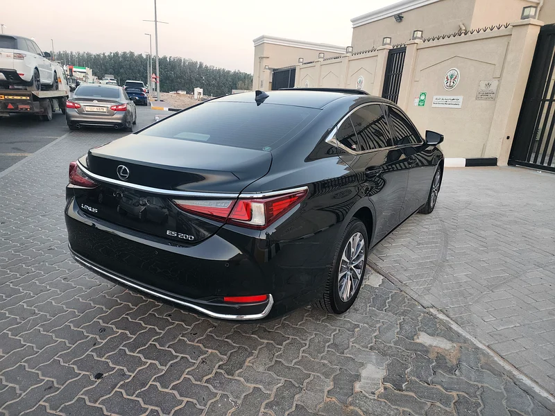 لكزس 2021 ES200، خيار كامل، أصلي، بدون انحناءات، خالي من الحوادث، نظيف جداً من الداخل والخارج، 100٪63225702799234111