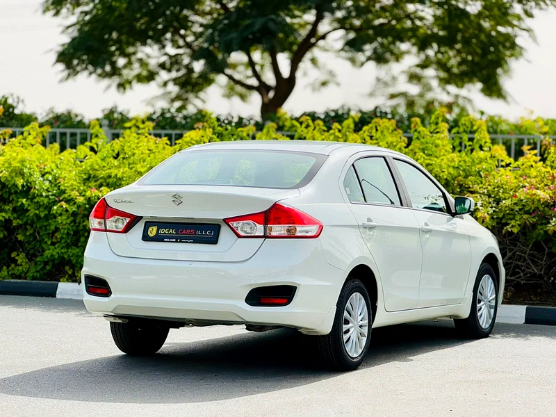 SUZUKI CIAZ | MANUAL | FULL SERVICE HISTORY |  GCC SPECS | YEAR 2024 | LOW MILEAGE | 1000 KMS ONLY !63135973639170114