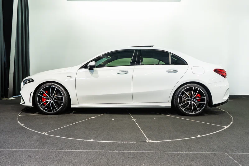 0% Downpayment | AED 2,942 P/M | Gargash Warranty | Service Package Available | Full-Service History62930625314691111