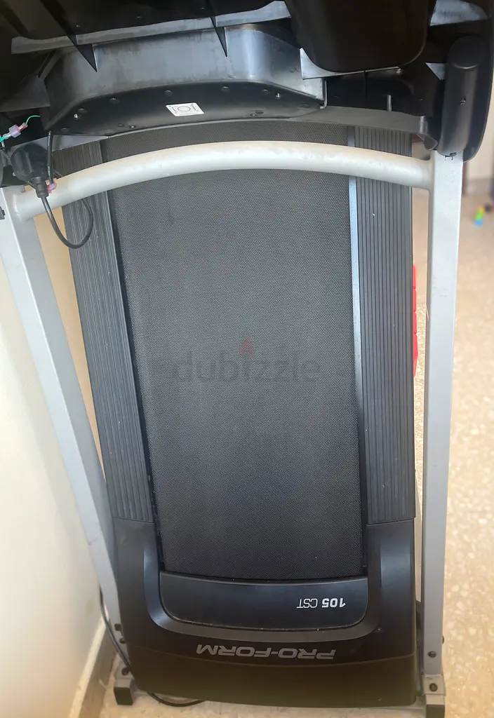 Foldable Treadmill - Space-Saving Fitness Solution!63241126130307111