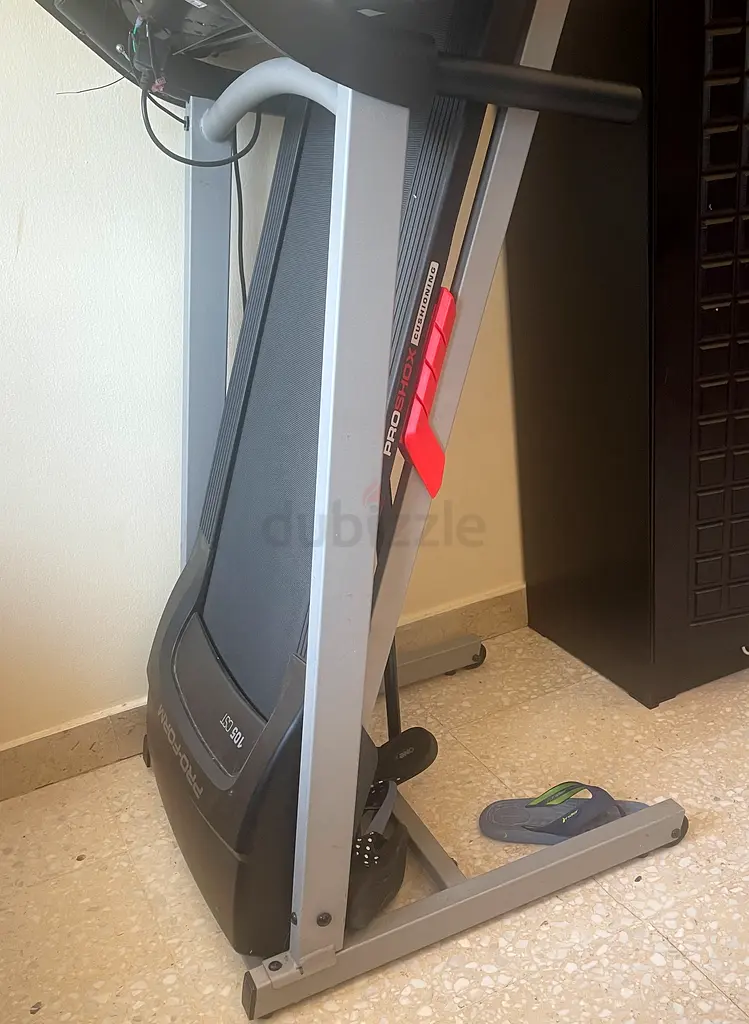 Foldable Treadmill - Space-Saving Fitness Solution!