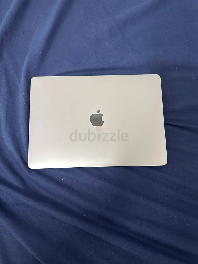 Apple MacBook Pro - Sleek Performance  Style!63255535353347112