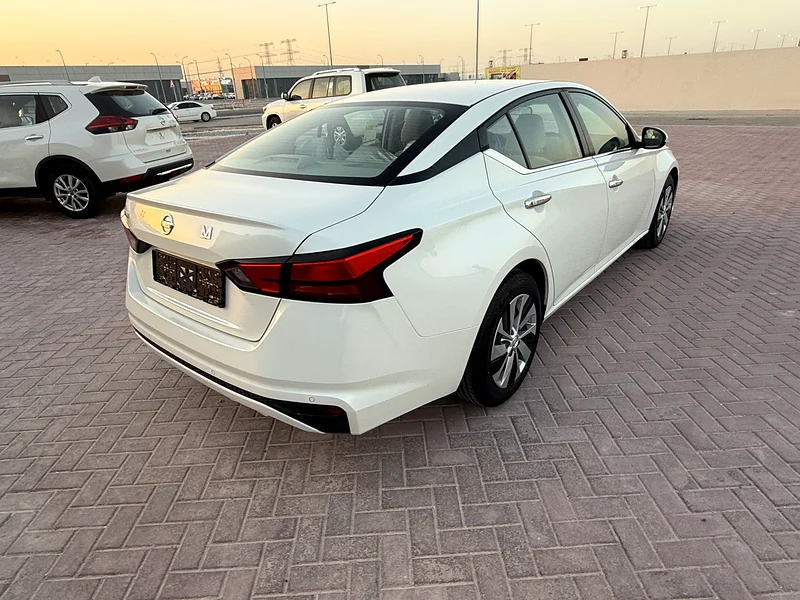 Nissan Timma S Gulf version without accidents63227775904258113