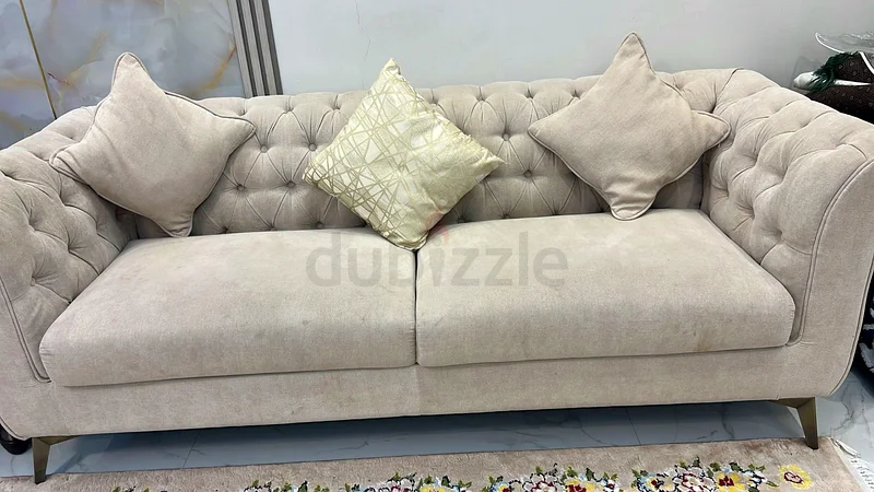 Elegant Beige Velvet Sofa with Cushions62863822432899112