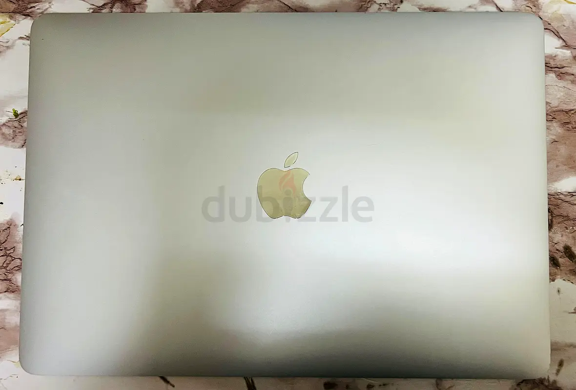 MacBook pro63255533379075110