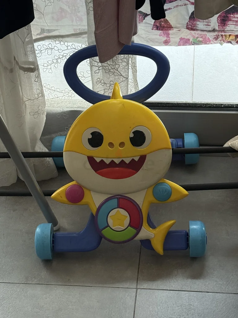 Baby shark melody push walker62863824072450113
