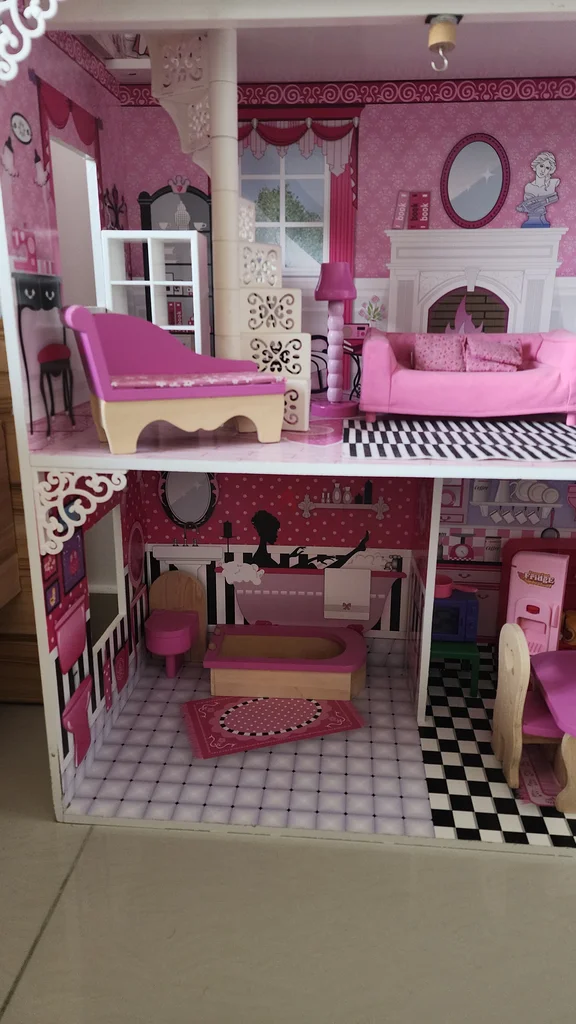 Doll House62864707247745112
