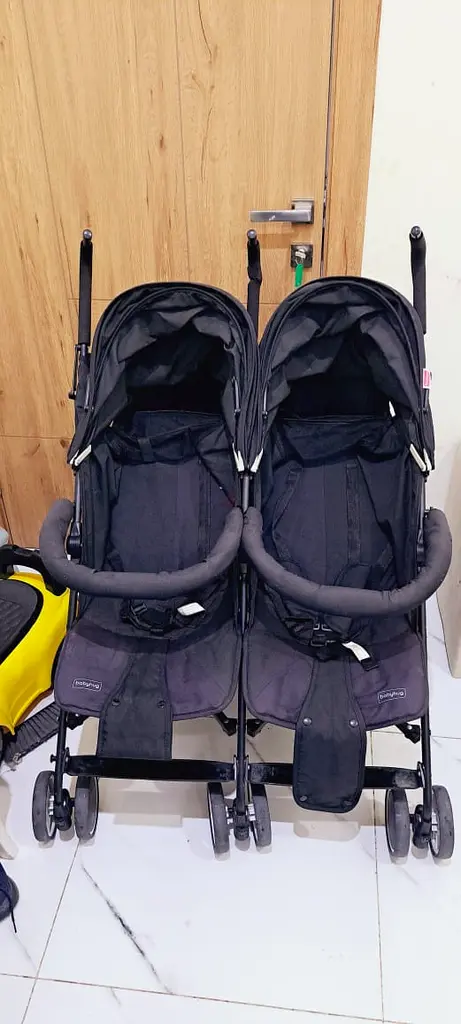 stroller63205358096002114