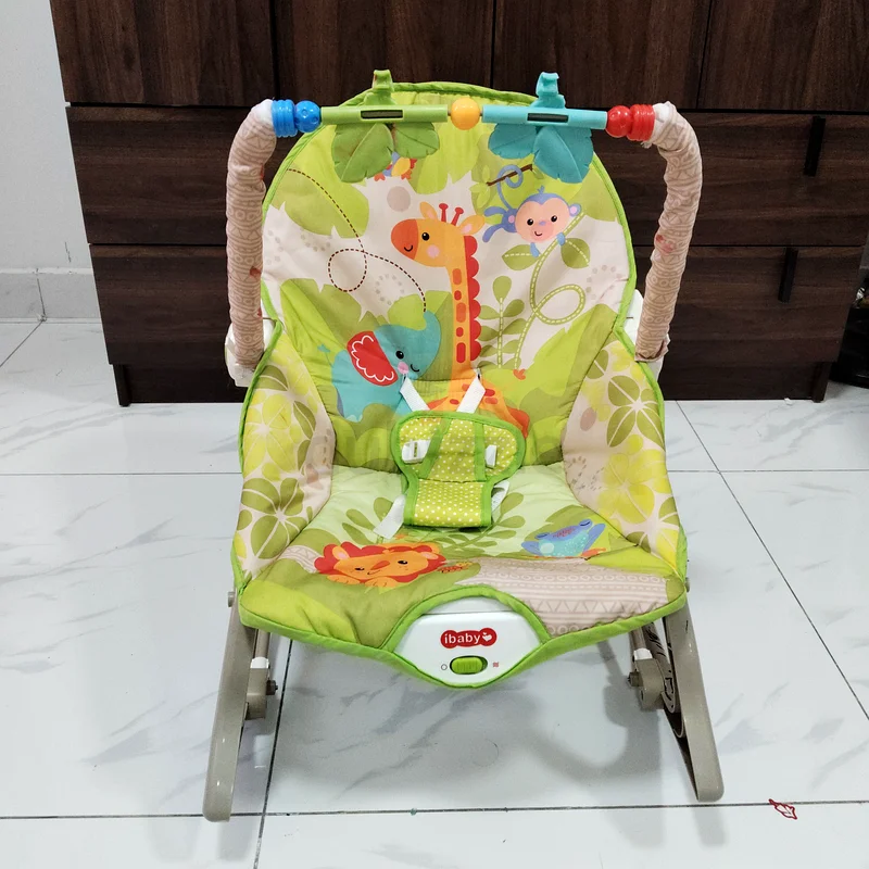 تُباع أرجوحة للأطفال62863824280706114