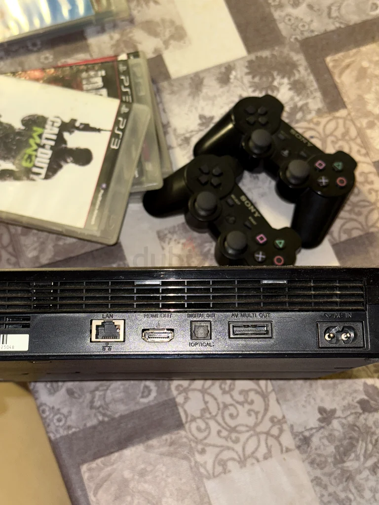 بلاي ستيشن 3 - حزمة وحدة تحكم PS3 مع الألعاب والوحدات التحكم62935676259841113
