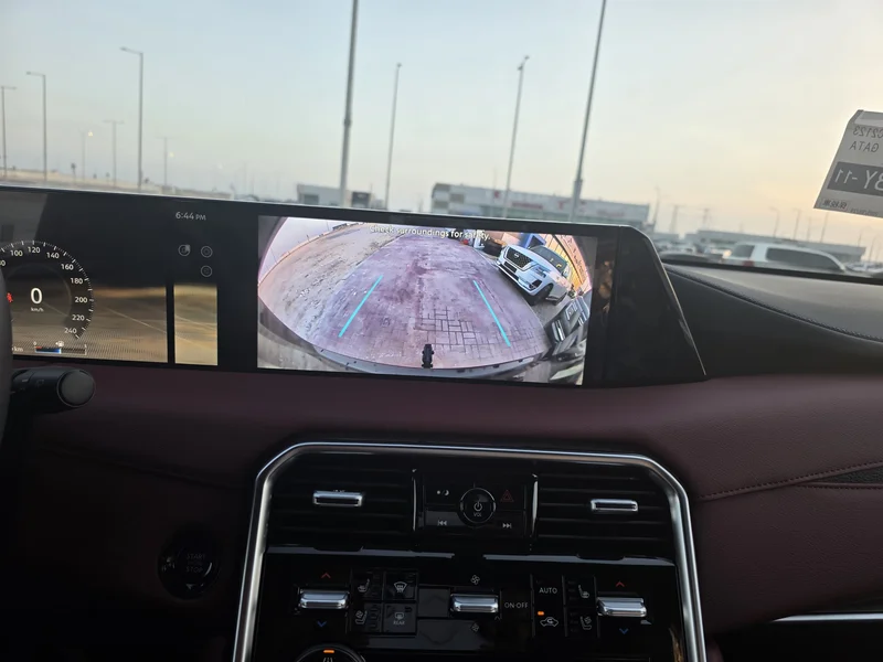 Abu Dhabi City, a city of cars Icad 562932673719937113