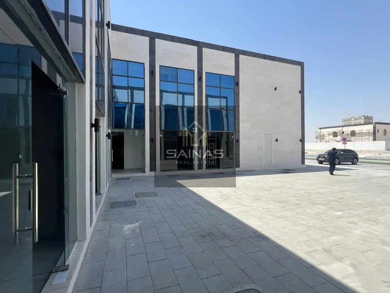 Hot Commercial Shops | Prime Location62933687288066113