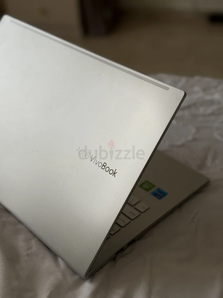 عاجل! ASUS VIVOBOOK 15 - شاشة OLED - صوت بواسطة HARMAN/KARDON - مثالي للتحرير/ الألعاب/ العمل62931665867139111