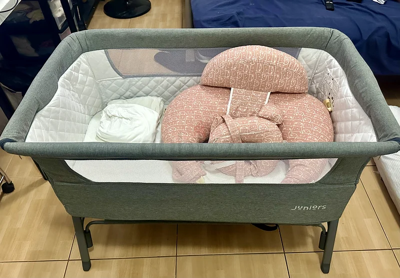 Co Sleeper Bassinet/ Bed Side Crib62863824333571111