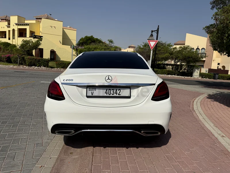 Superb C200 Under Warranty63144413856129112
