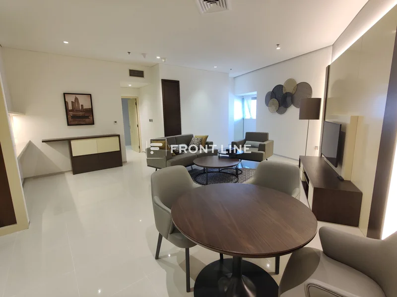 1 BHK I SPACIOUS I SEA VIEW62890348301443113