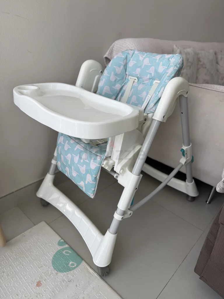 Chic and Comfortable Baby High Chair for Sale!629296599644171127