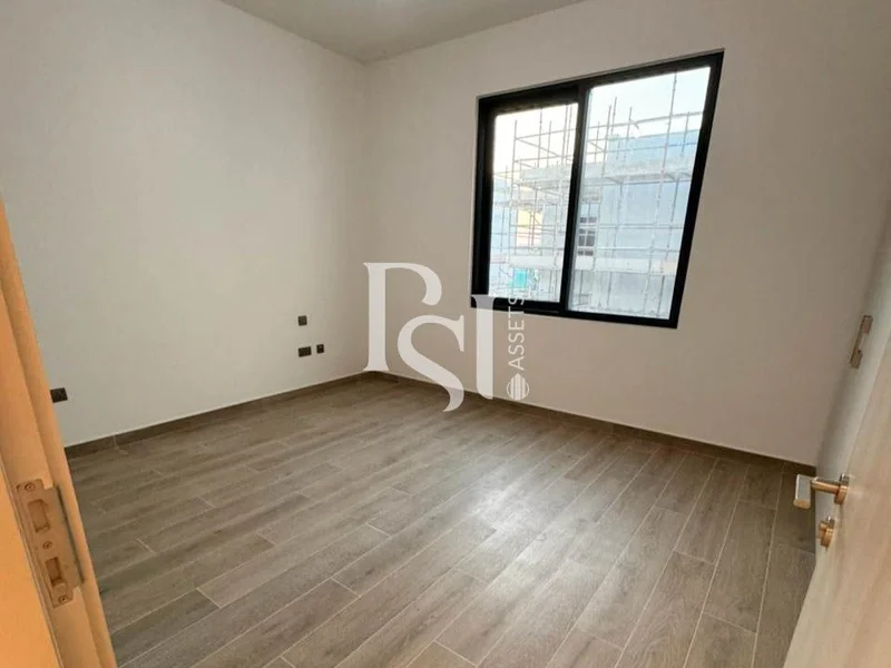Double Row | Next to Corner | Premium Location62889355807361111