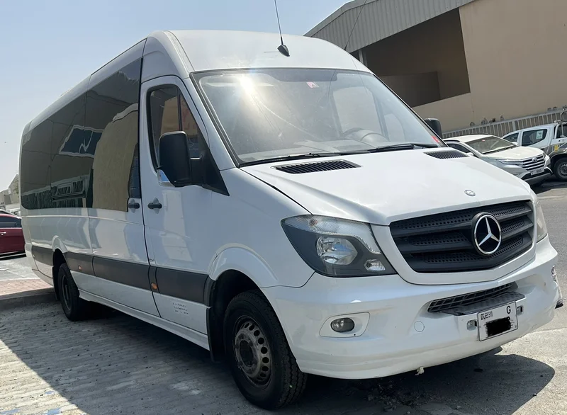 Mercedes bus 2015, first owner, two keys, no accidents or paint.62932673660033117